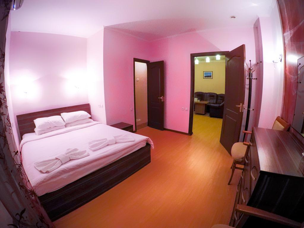 Vayk Hotel Eksteriør bilde